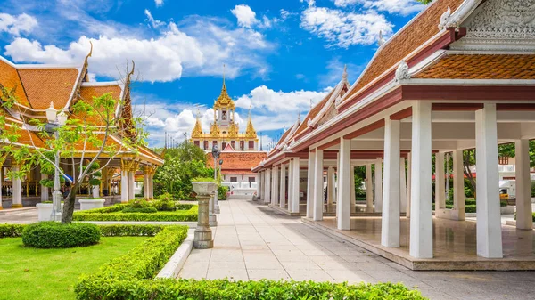 Wat Ratchanatdaram en Bangkok, Tailandia . — Foto de Stock