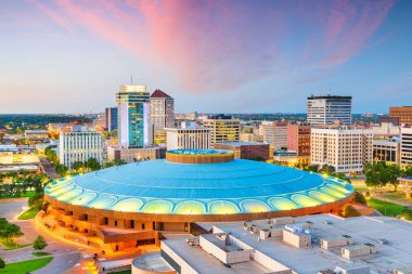 Wichita, Kansas, Usa şehir merkezi silüeti