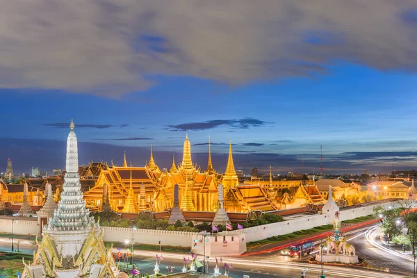 Bangkok, Thaïlande au Temple du Bouddha Émeraude et Grand — Photo