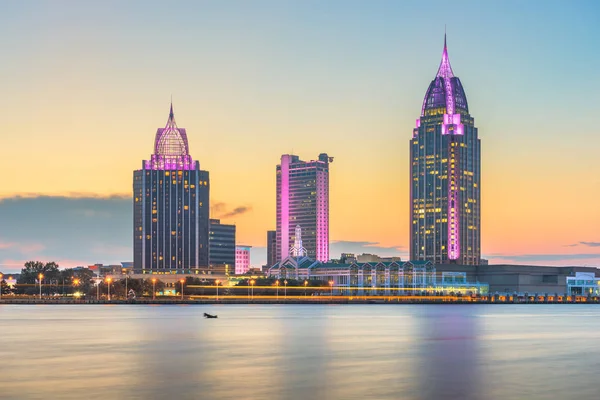 Skyline van de rivier van de Mobile, Alabama, Usa — Stockfoto