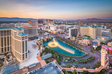 Las Vegas, Nevada, Abd silüeti gün batımında şerit üzerinde.