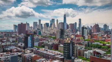 New York, New York, ABD şehir merkezi silueti gün içinde zaman atlamalı.