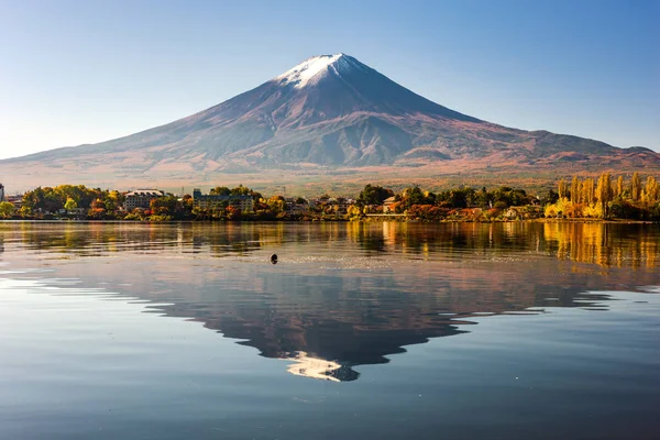 富士山在日本川口湖 — 图库照片