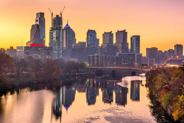 Philadelphia, Pennsylvania, Stati Uniti River Skyline — Foto Stock