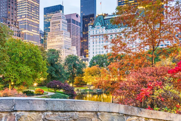 Central Park, Nueva York otoño — Foto de Stock