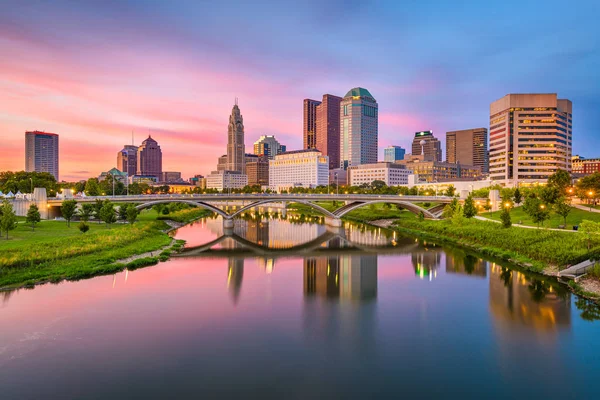 Columbus, Ohio, USA skyline sul fiume — Foto Stock