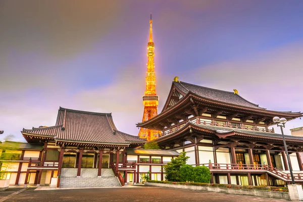 Tokyo, Japón torre y templo — Foto de Stock