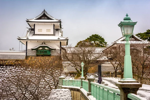 Kanazawa, Japão no castelo no inverno — Fotografia de Stock