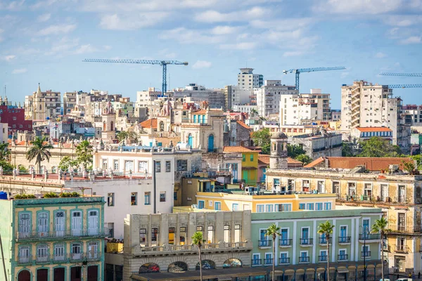 Havana, Cuba skyline centro da cidade — Fotografia de Stock