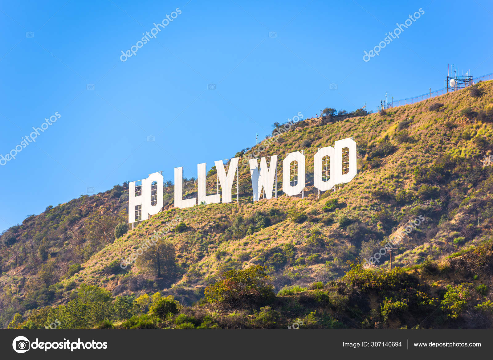 vista do famoso sinal de hollywood marco em los angeles califórnia