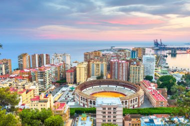 Malaga, İspanya Akdeniz'e doğru ufuk çizgisi.