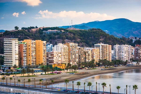 Malaga, İspanya resort manzarası Malagueta Plajı'nda. — Stok fotoğraf