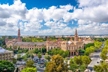 Sevilla, İspanya cityscape Plaza de Espana ile