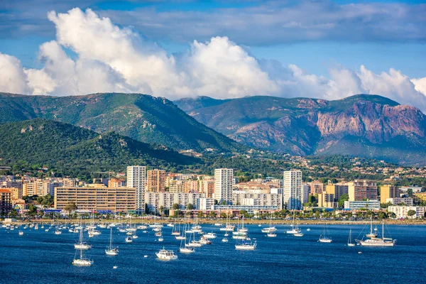 Korsika, Fransa Kıyı Silueti — Stok fotoğraf