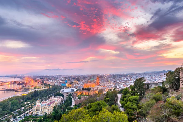 Starym panoramę miasta Malaga, Hiszpania — Zdjęcie stockowe