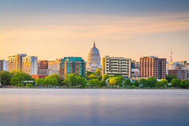 Madison, Wisconsin, Usa şehir merkezi silueti
