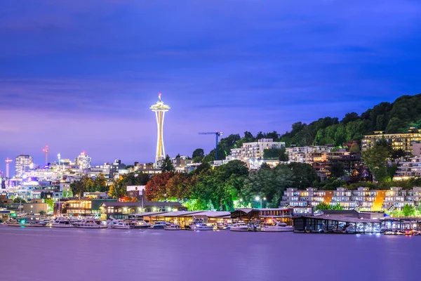 Seattle, Washington, Abd silueti Lake Union üzerinde — Stok fotoğraf