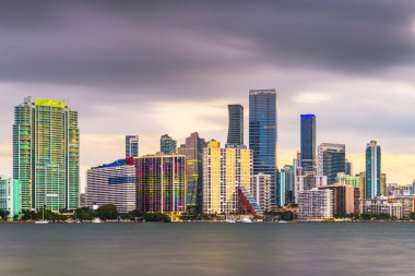 Miami, Florida, ABD şehir merkezi silueti 