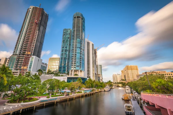 Fort Lauderdale, Florida, USA cityscape on the River — Stock Photo, Image