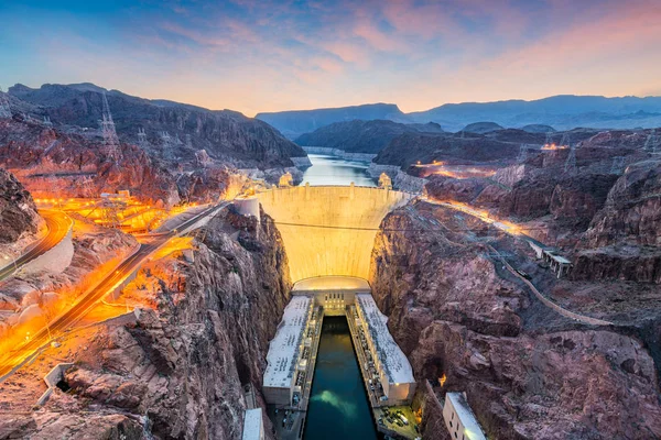 Hooover Dam na řece Colorado — Stock fotografie