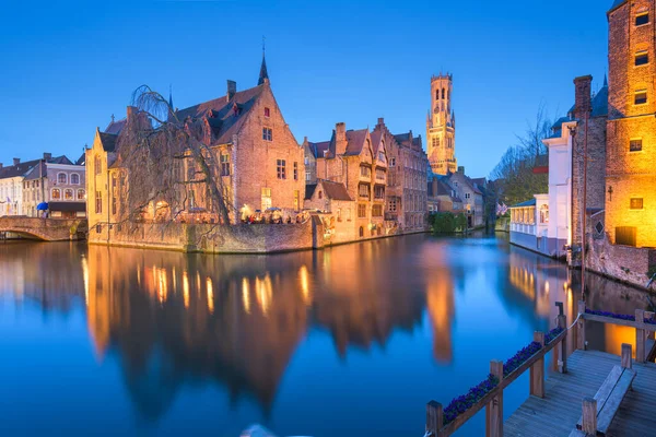 Bruges Rozenhoedkaai Nehri Ndeki Belçika Gece Sahnesi — Stok fotoğraf