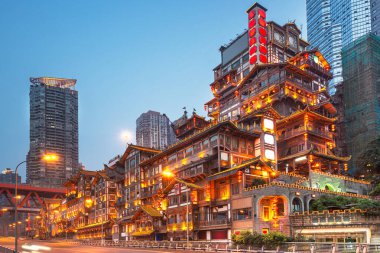 Chongqing, geleneksel Hongyadong bölgesinde Çin.
