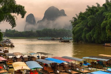 Guilin, Guangxi, Çin Karst Dağları.