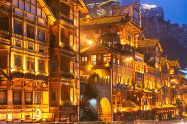 Chongqing, geleneksel Hongyadong bölgesinde Çin.
