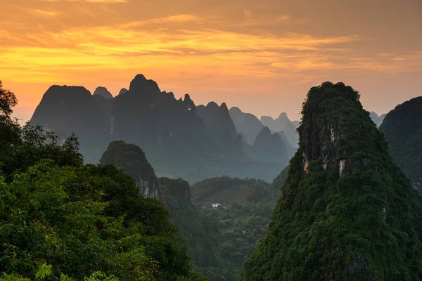 Karst Bergslandskap Floden Xingping Guangxi Provinsen Kina — Stockfoto
