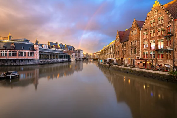 Γάνδη Βέλγιο Παλιά Πόλη Cityscape Στον Ποταμό Leie Στο Λυκόφως — Φωτογραφία Αρχείου