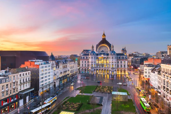 Amberes Bélgica Paisaje Urbano Estación Tren Centraal Desde Noche Hasta —  Fotos de Stock