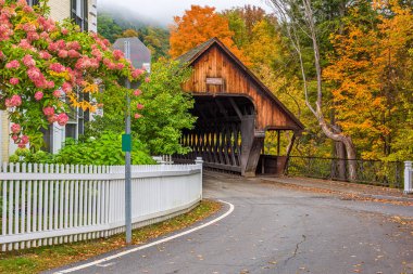 Woodstock, Vermont, ABD Orta Kapalı Köprü 'de.