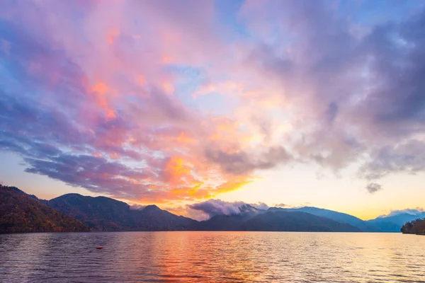 Lake Chuzenji Nikko Japan Bij Zonsondergang Het Najaar — Stockfoto