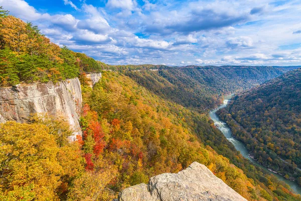 ニューリバー渓谷 ウェストバージニア州 エンドレスウォールの秋の風景 — ストック写真