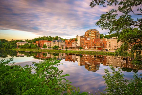 Augusta Maine Usa Skyline Kennebec Floden Morgonen — Stockfoto