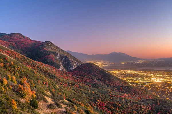 Provo Utah Amerikai Egyesült Államok Kilátás Belvárosra Kilátóból Alkonyatkor — Stock Fotó