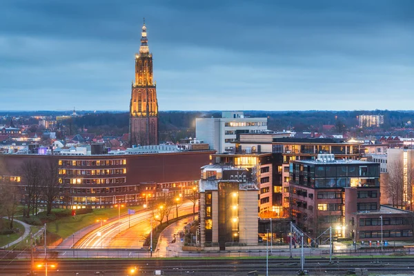 Amersfoort Nederlandse Skyline Bij Schemering — Stockfoto