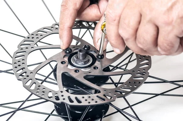 Bisiklet Tekerleği Fren Disk Yakın Çekim Tamiri — Stok fotoğraf