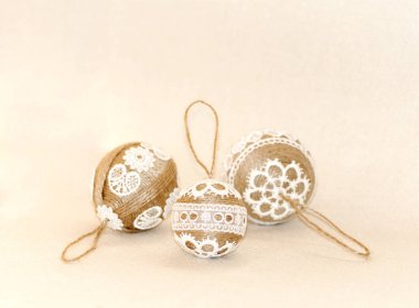 Noel oyuncaklar, iş parçacığı ve dantel el ile yapılan