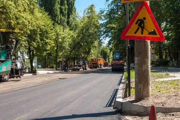 Свалка Дорогостоящего Нового Асфальта Городе — стоковое фото