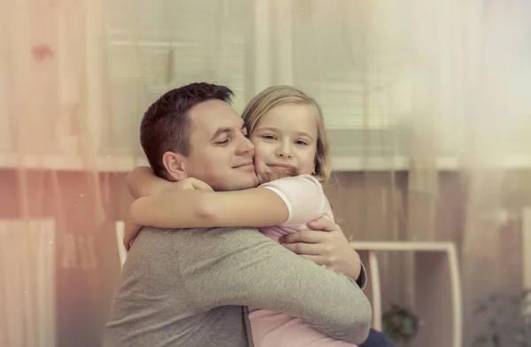 Portrait Handsome Father His Cute Daughter Hugging Looking Camera Smiling — Stock Photo, Image