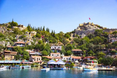 Antalya 'nın Kekova bölgesinde Akdeniz kıyısındaki antik Simena köyü..