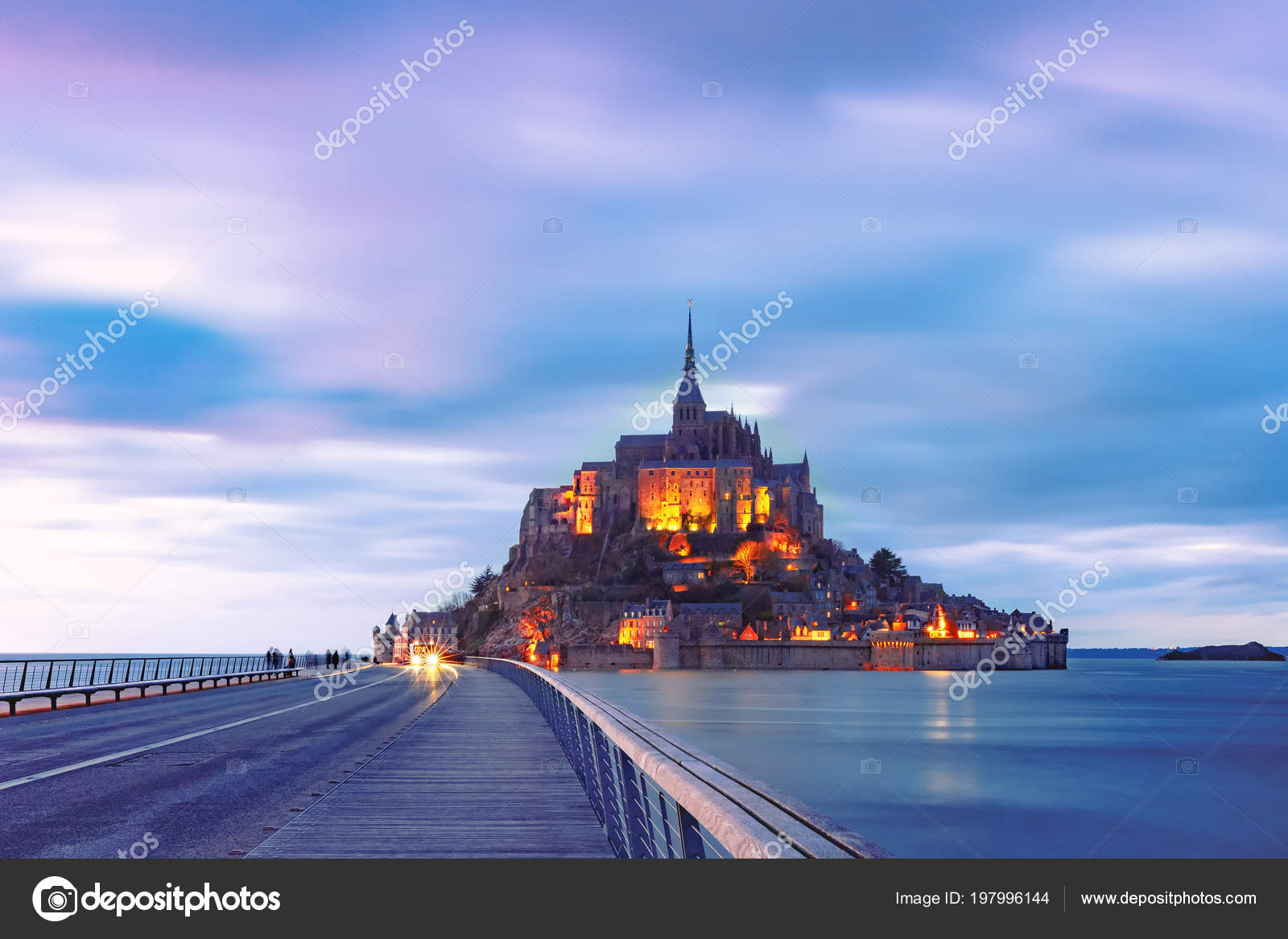 Mont Saint Michel Au Coucher Du Soleil Normandie France