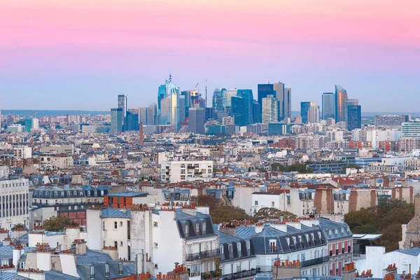 Soluppgång i Paris, Frankrike — Stockfoto