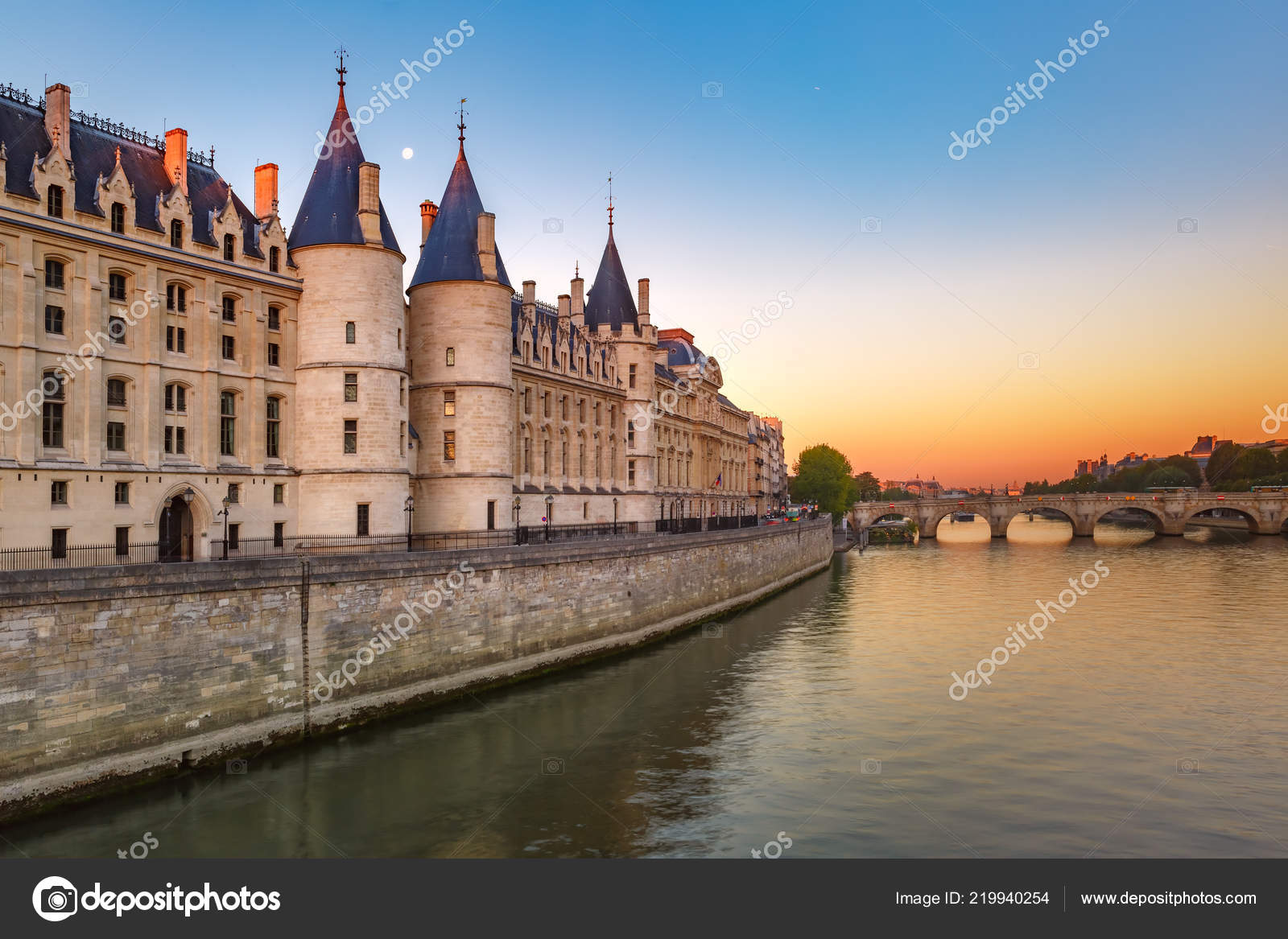 Belle Vue Sur Seine Conciergerie Lever Soleil Paris France