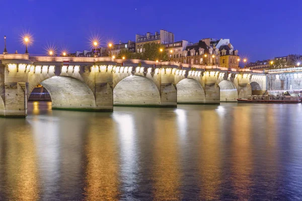 Night Ile de la Cite in Paris, France — Stock Photo, Image