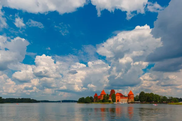 Trakai adası kale — Stok fotoğraf