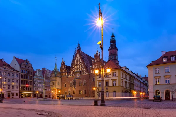 Ратуша на Рыночной площади во Вроцлаве, Польша — стоковое фото
