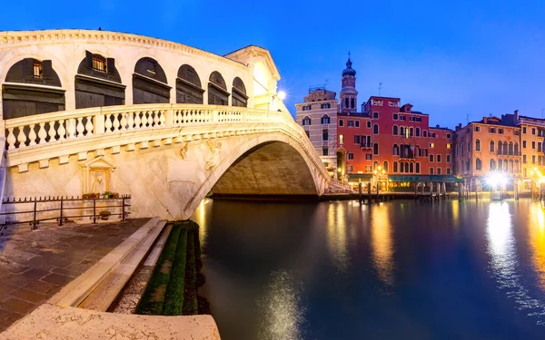 Ponte Rialto, Veneza, Itália — Fotografia de Stock