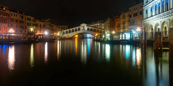 Rialto bridge, Venedig, Italien — Stockfoto